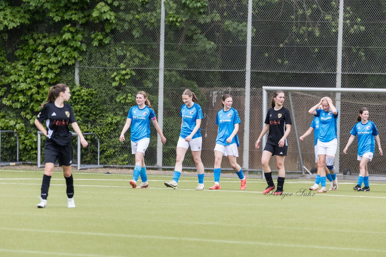 Bild 82 - wBJ SC Condor - VfL Pinneberg : Ergebnis: 3:2